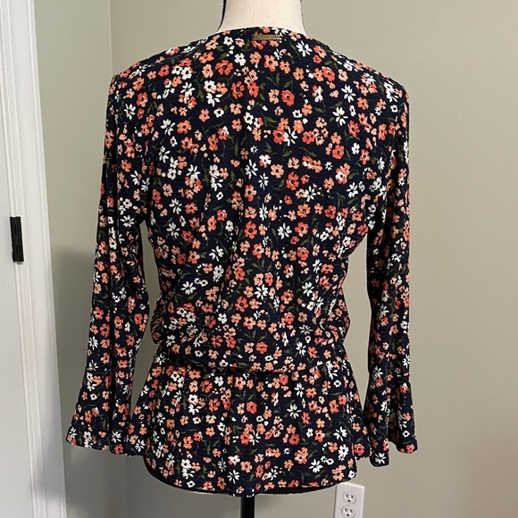 🍂 Michael Kors Wrap Peplum Knit Top - Picture 5 of 12